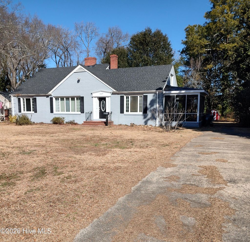 Photo of 609 Beech Street, Goldsboro, NC 27530 (MLS # 100554031)