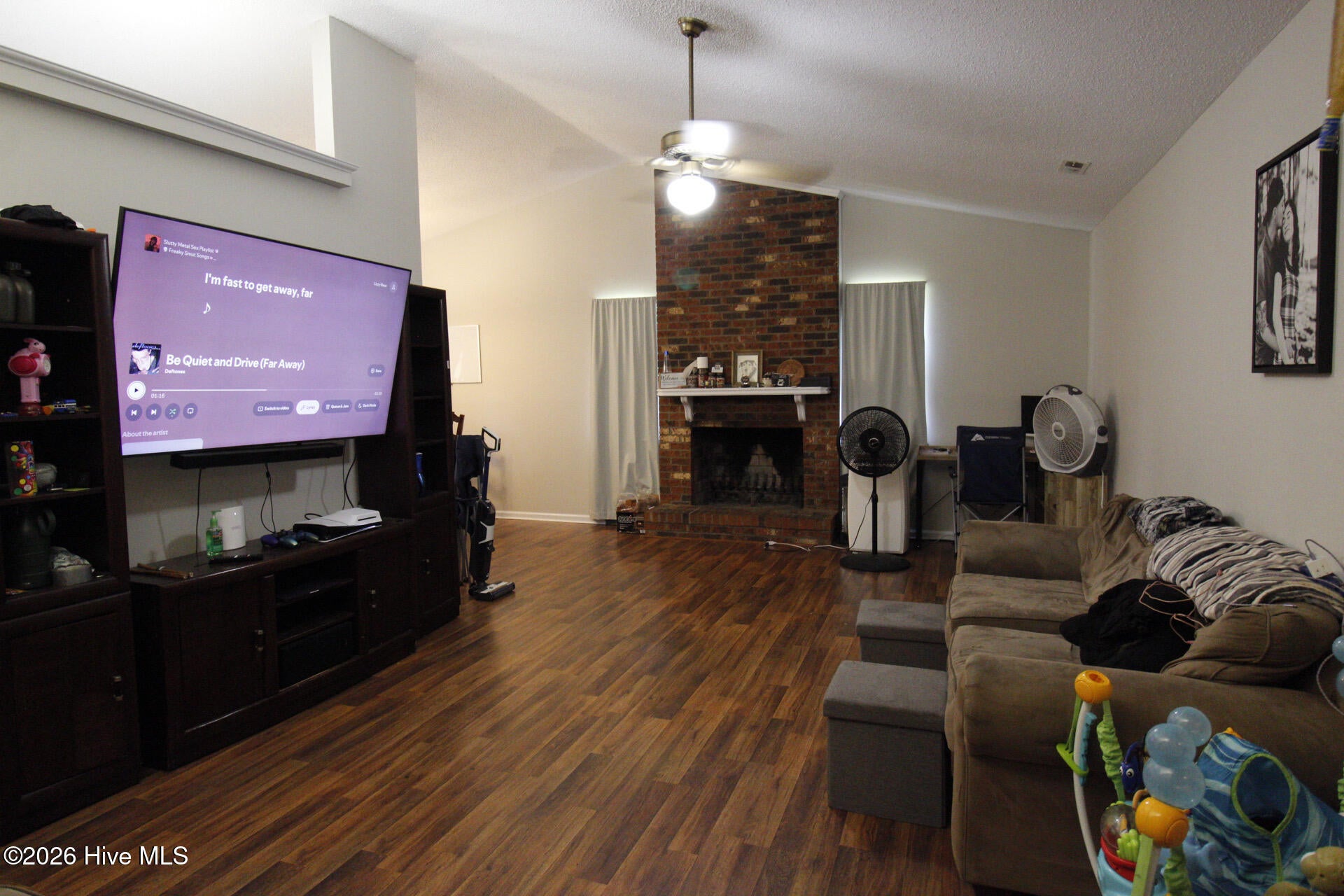 408 Singletree Court