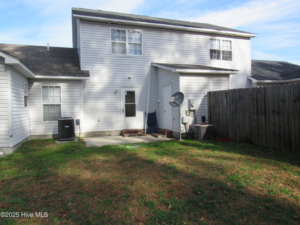 Photo of 2164 Brandymill Lane, Jacksonville, NC 28546 (MLS # 100566758)