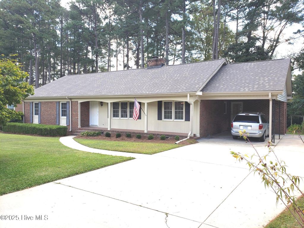 Photo of 1113 Parkside Drive NW, Wilson, NC 27896 (MLS # 100532091)
