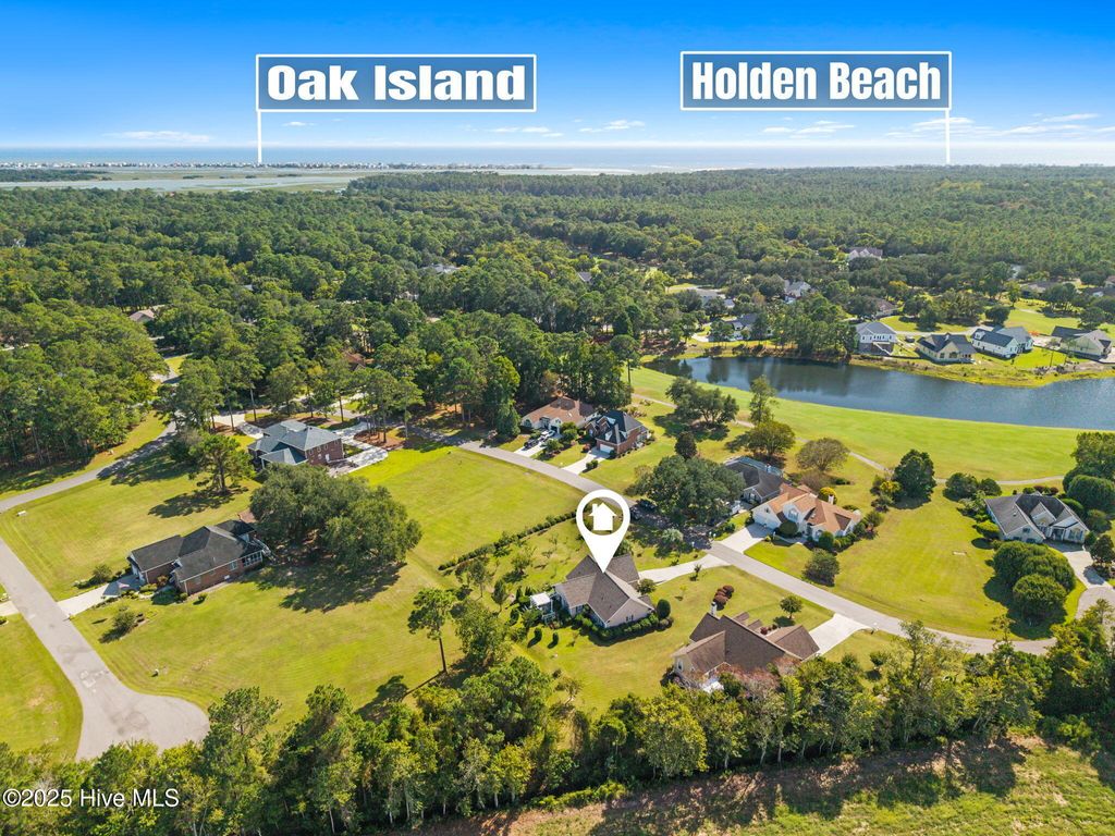 Photo of 2900 E Lakeview Drive SW, Supply, NC 28462 (MLS # 100534396)