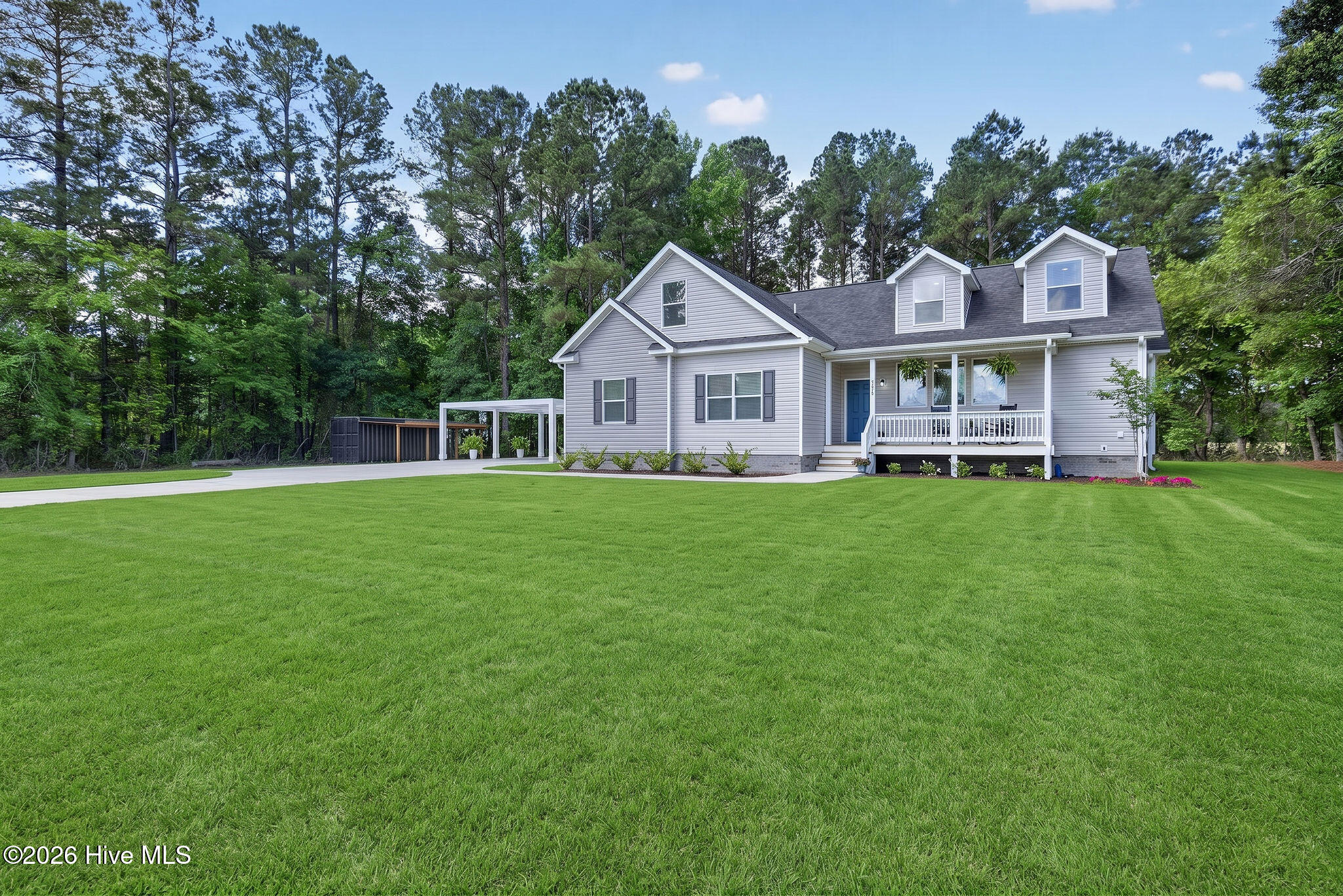 451 Governors Road SE