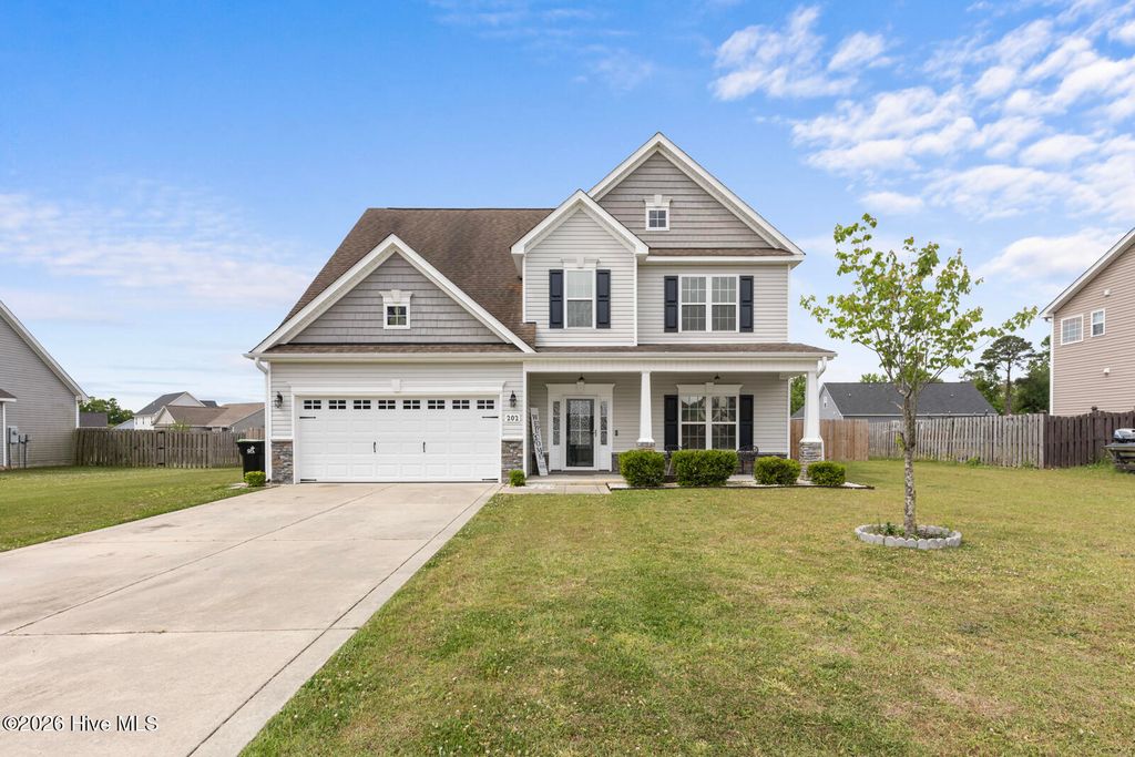 Photo of 202 Maidstone Drive, Richlands, NC 28574 (MLS # 100570524)