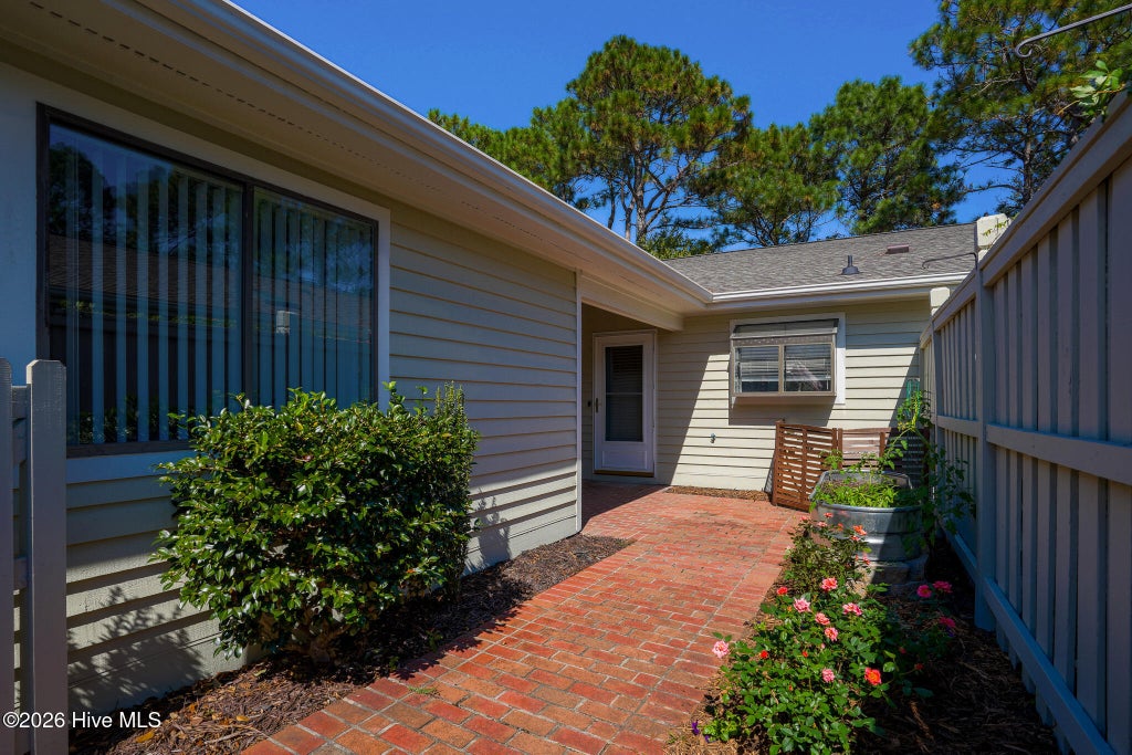 Photo of 211 Inland Greens Circle, Wilmington, NC 28405 (MLS # 100560889)