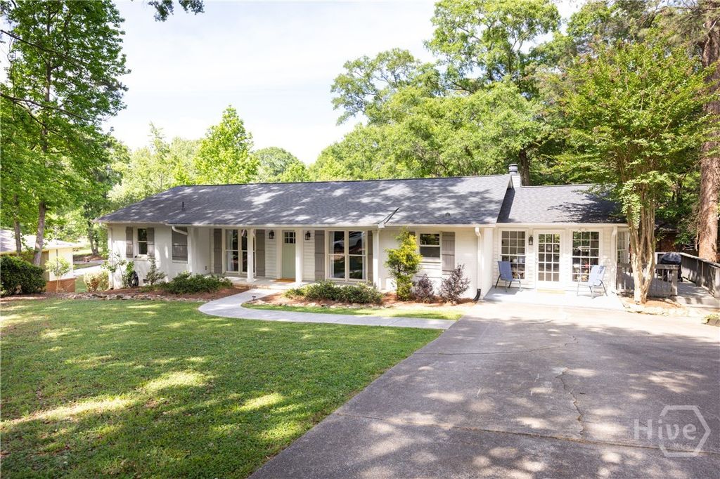 Photo of 170 Timberlane Drive, Athens, GA 30606 (MLS # CL354927)