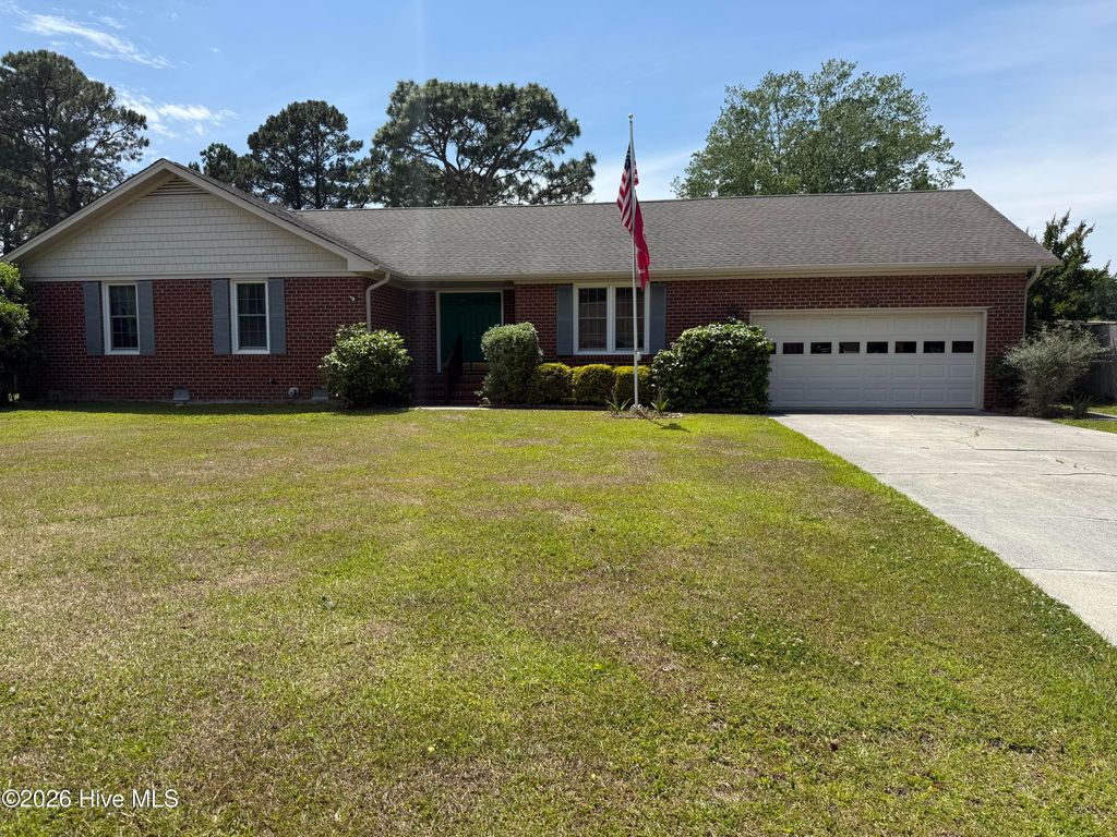 Photo of 5583 Woodduck Circle, Wilmington, NC 28409 (MLS # 100570594)