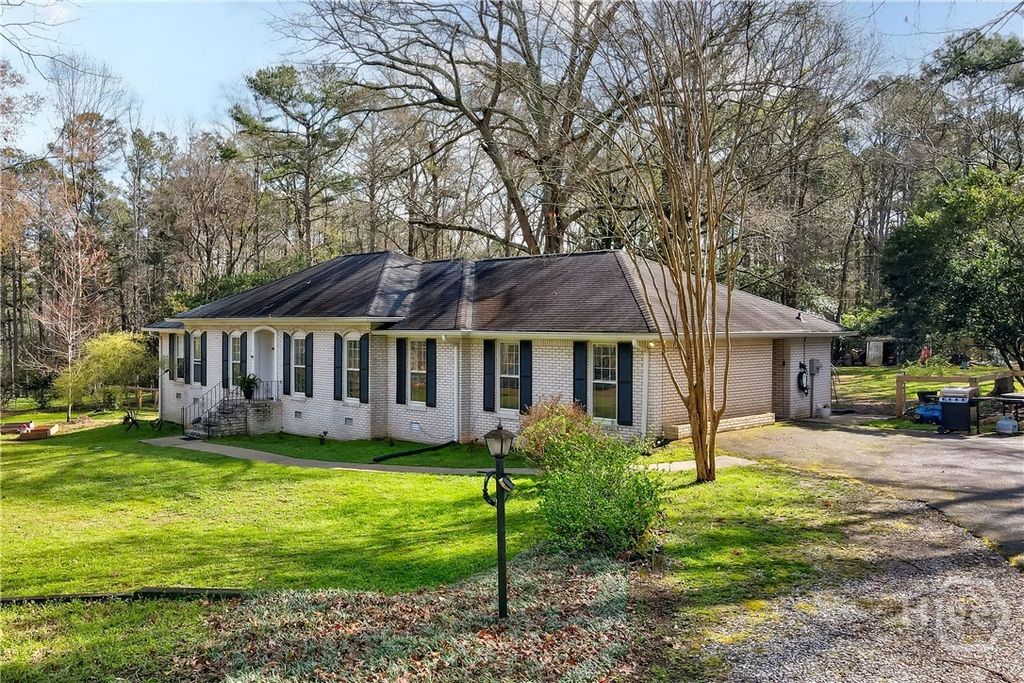 Photo of 220 Shady Grove Drive, Athens, GA 30605 (MLS # CL350980)