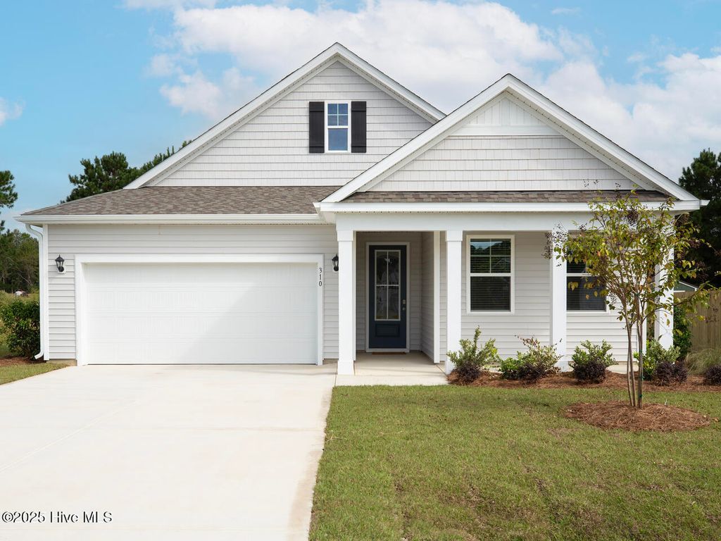 Photo of 414 Matthews Farm Road #Lot 185, Hubert, NC 28539 (MLS # 100573241)