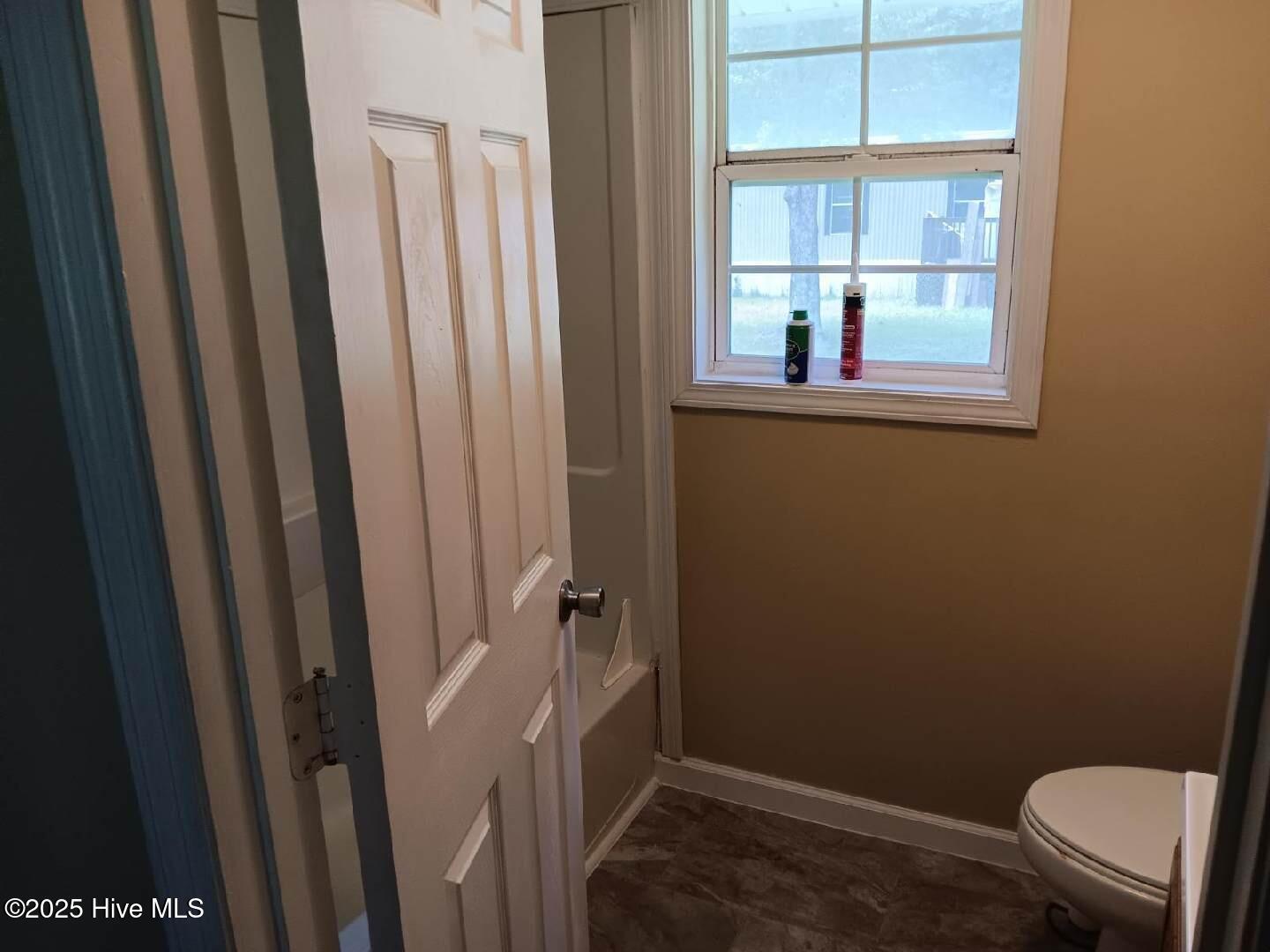 76 Peterson Hill Avenue