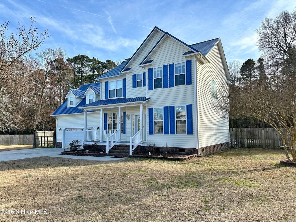 Photo of 108 Daniel Court, Richlands, NC 28574 (MLS # 100551305)