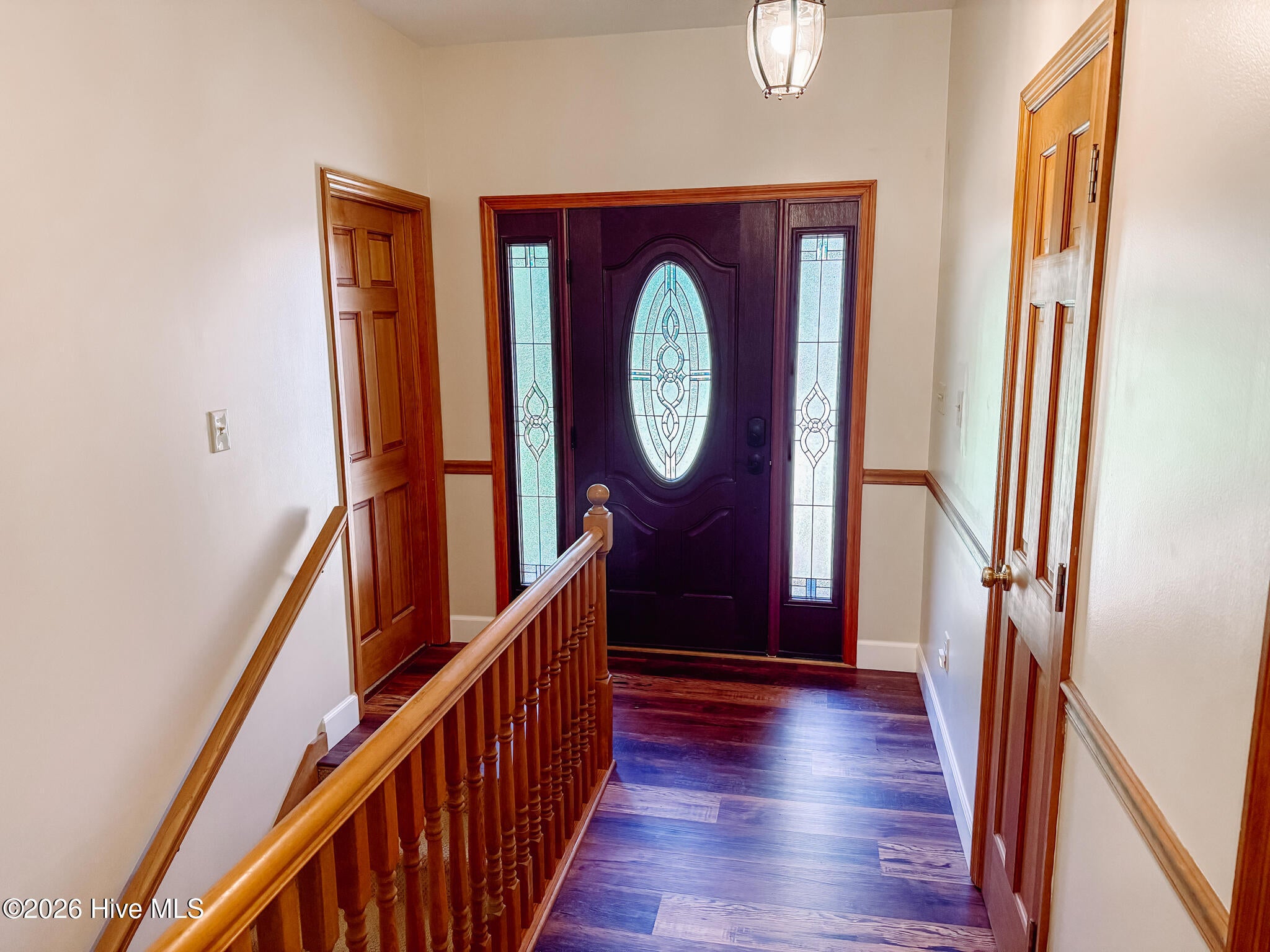 310 Divot Court