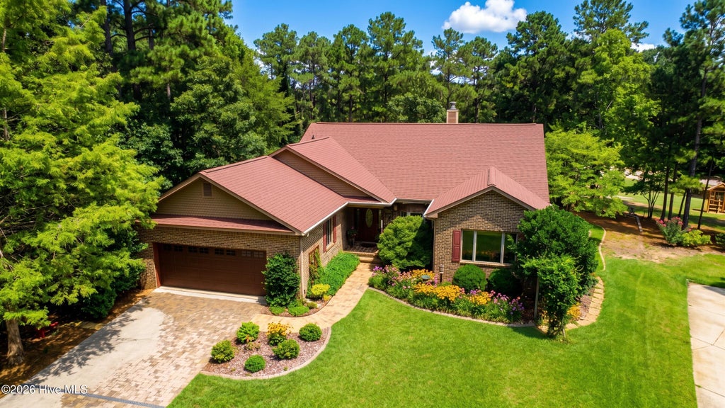 Photo of 310 Divot Court, McCormick, SC 29835 (MLS # 100604790)