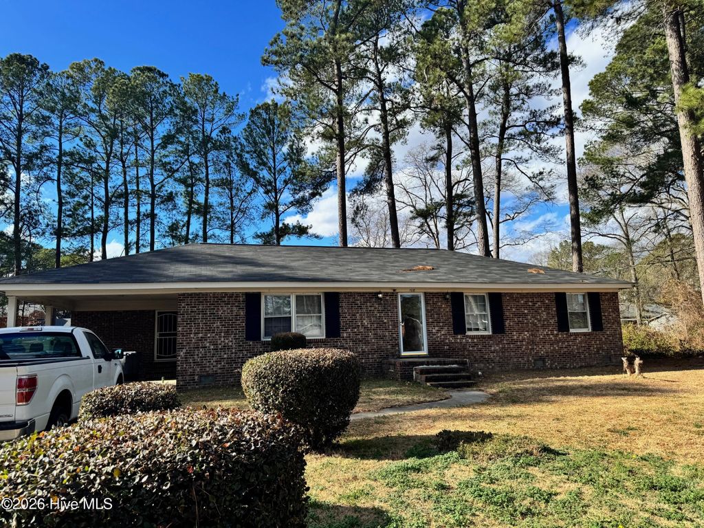 Photo of 108 S Moring Avenue, Rocky Mount, NC 27801 (MLS # 100491355)