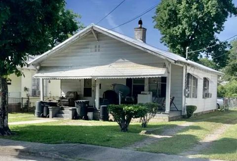 Photo of 1934 Starnes Street, Augusta, GA 30904 (MLS # 550100)