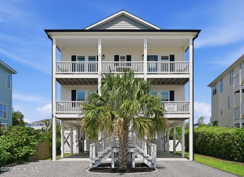 Photo of 33 Sandy Lane, Surf City, NC 28445 (MLS # 100597977)