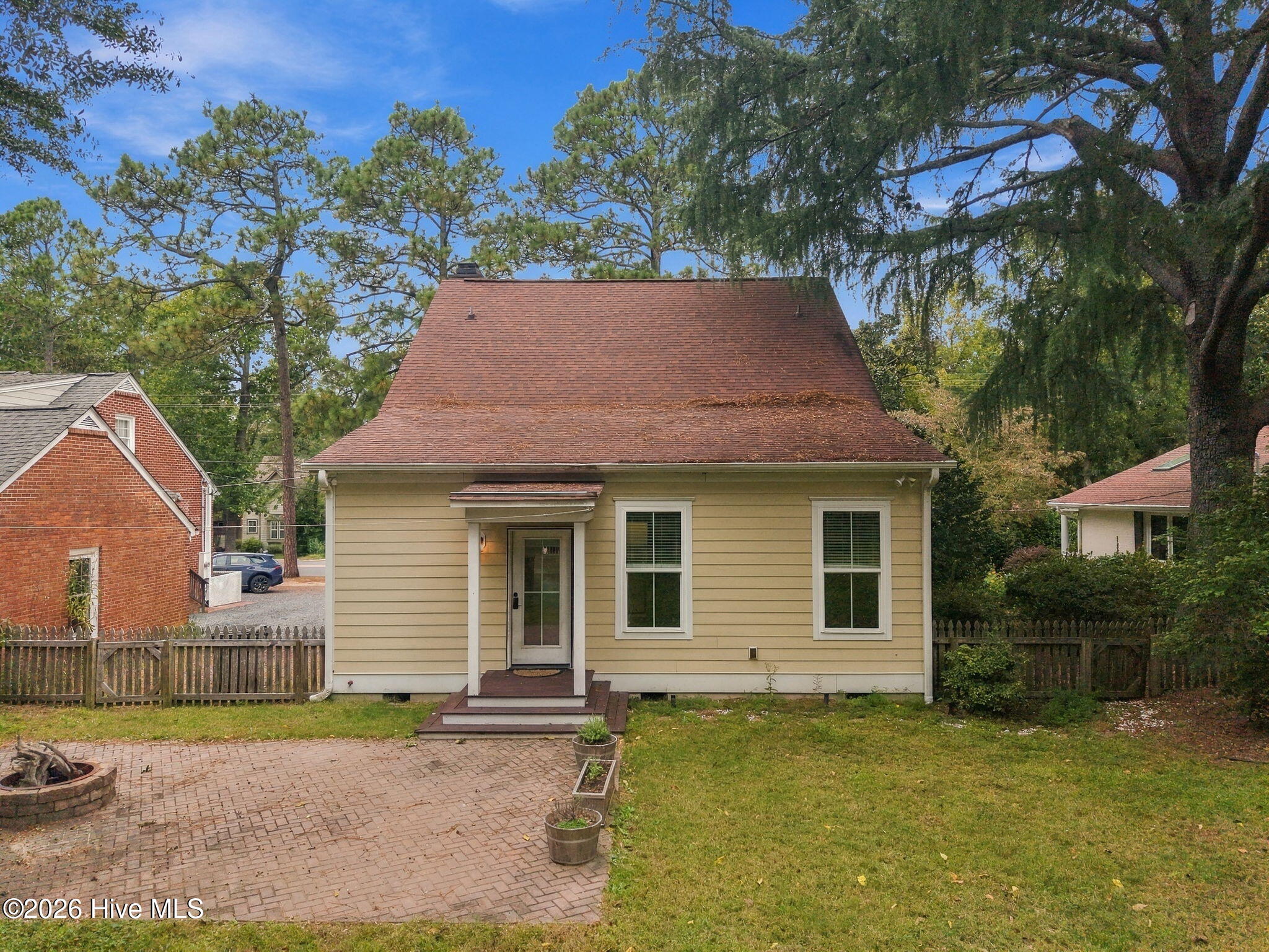 445 N May Street