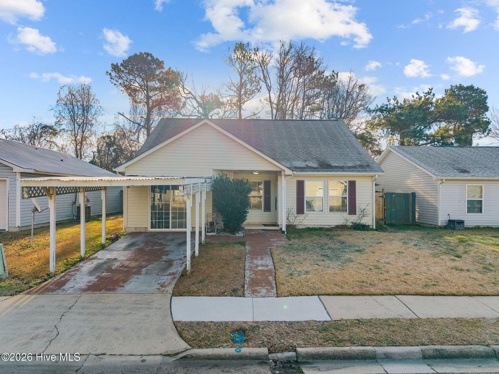 Photo of 3016 Steeple Chase Court, Jacksonville, NC 28546 (MLS # 100550799)