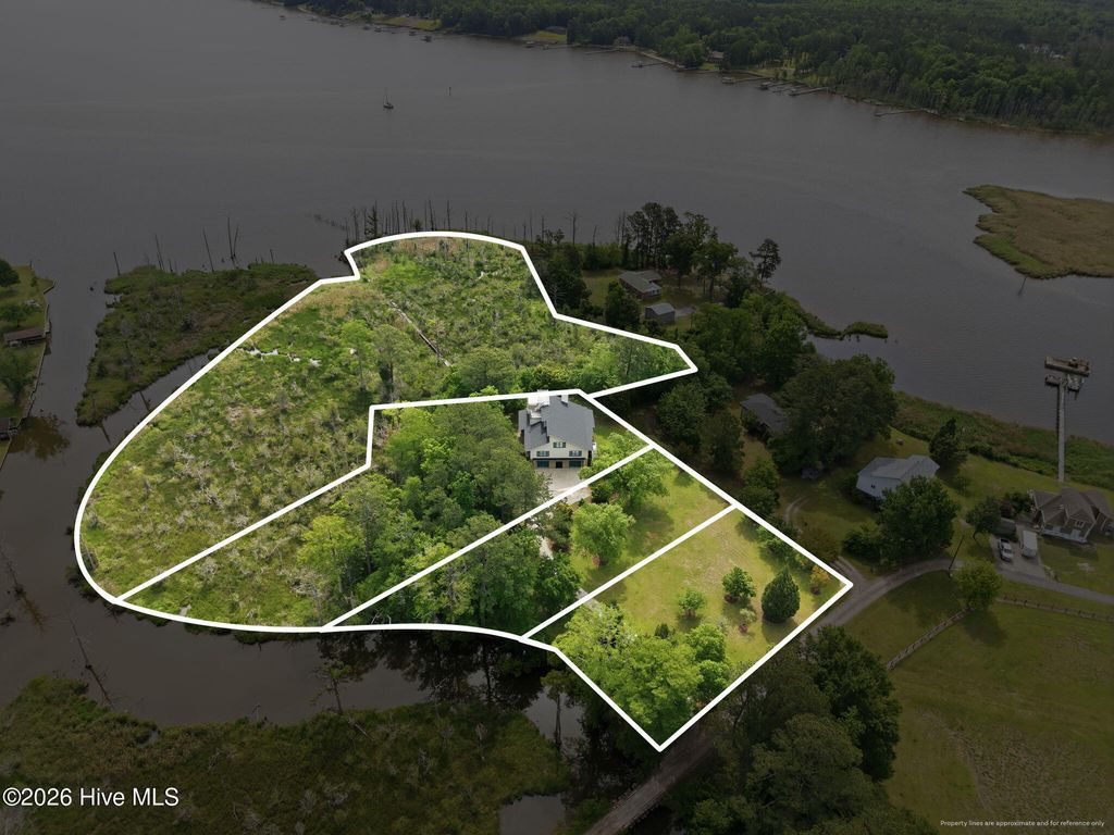 Photo of 4269 Gilead Shores Rd Road, Blounts Creek, NC 27814 (MLS # 100573935)