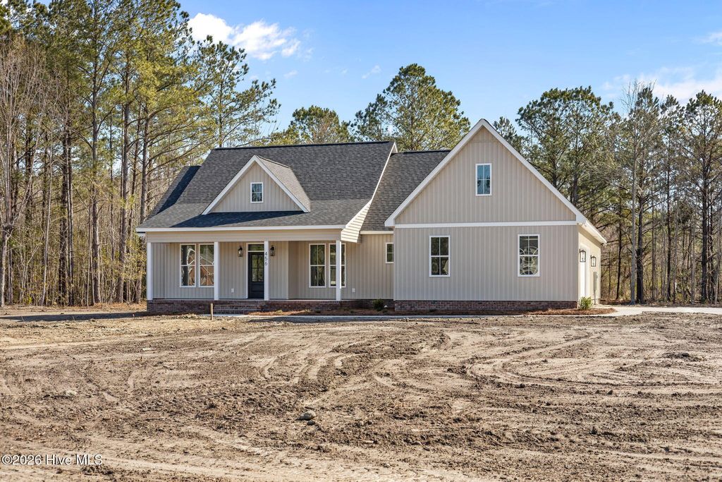 Photo of 456 Eagle Trace Drive, Blounts Creek, NC 27814 (MLS # 100556687)