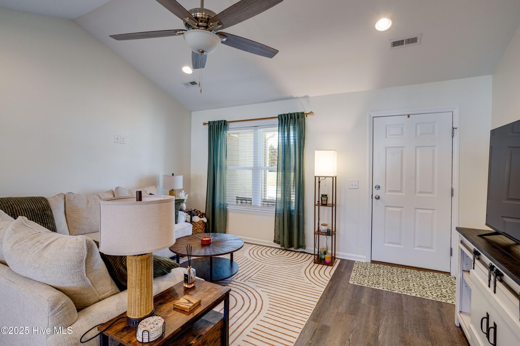 Photo of 346 Turnage Drive, Washington, NC 27889 (MLS # 100539209)