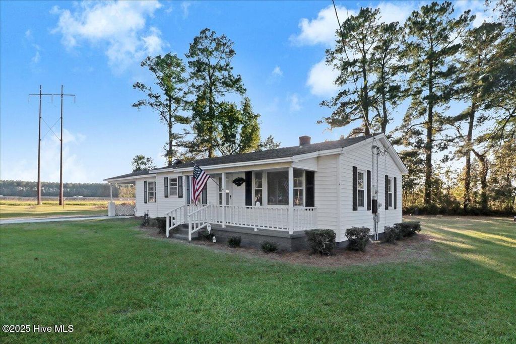 Photo of 270 Orange Street, Kinston, NC 28504 (MLS # 100538224)