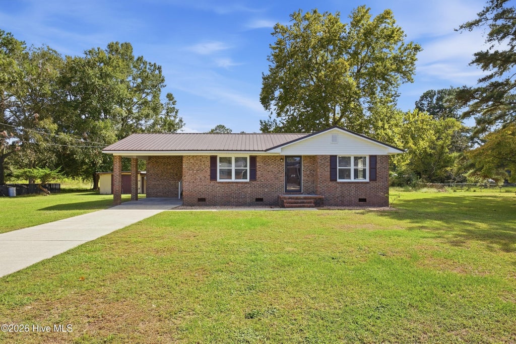 Photo of 109 E Walnut Street, Bladenboro, NC 28320 (MLS # 100607181)