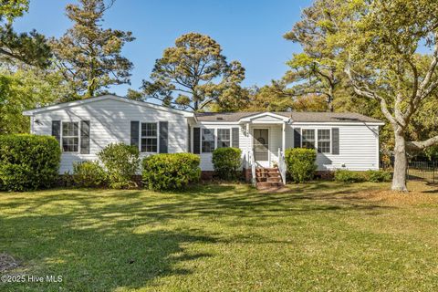 169 Nelson Street Harkers Island NC 28531