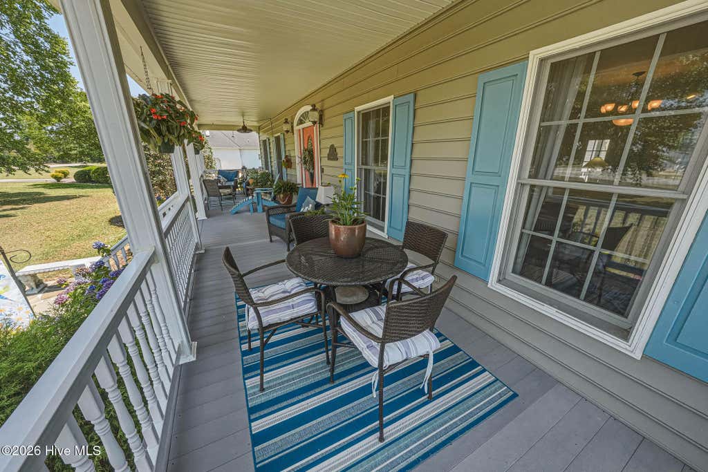 Photo of 343 Mariners Drive, Roper, NC 27970 (MLS # 100582210)