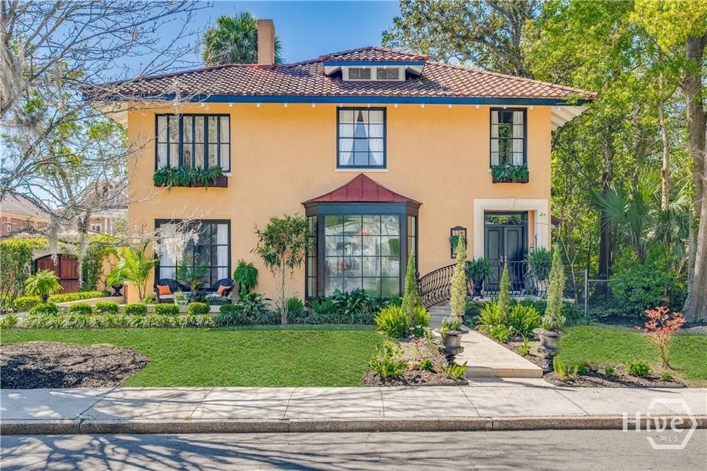 Photo of 529 E 44th Street, Savannah, GA 31405 (MLS # SA347569)