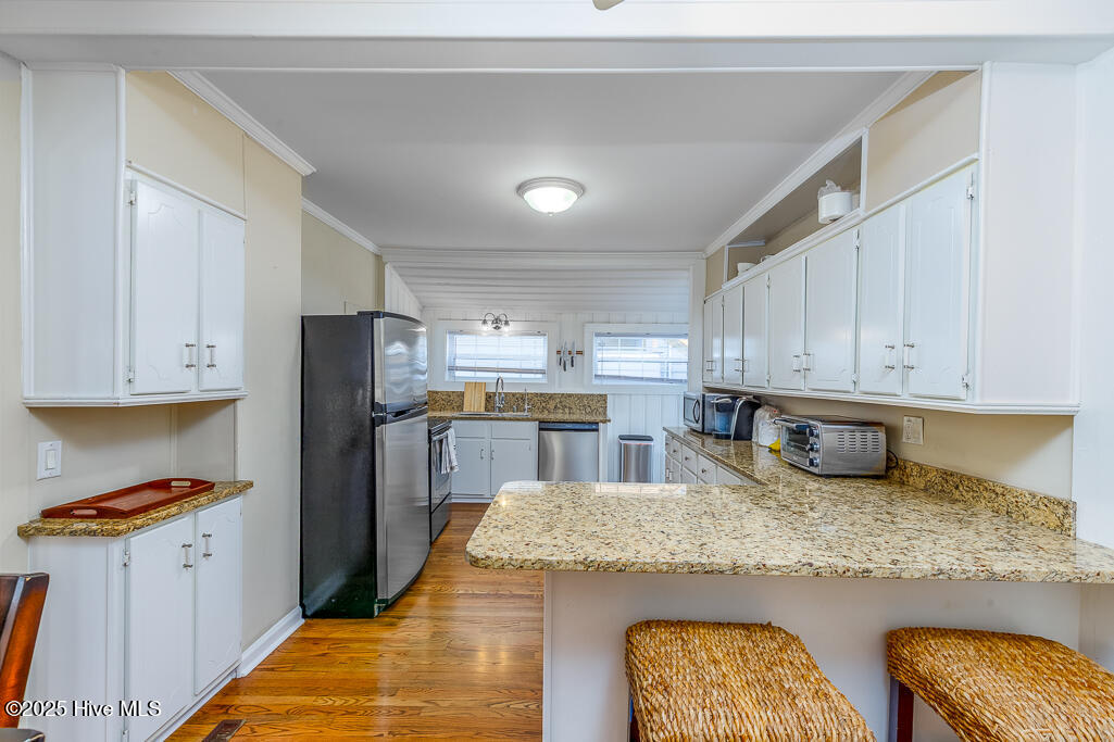 1407 Arendell Street