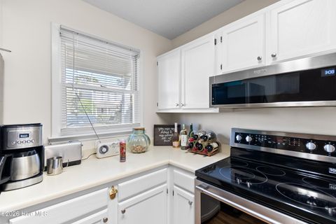 Tiny photo for 128 Lullwater Drive #Unit B, Wilmington, NC 28403 (MLS # 100563201)