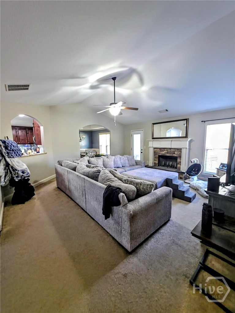 1442 Dillard heights