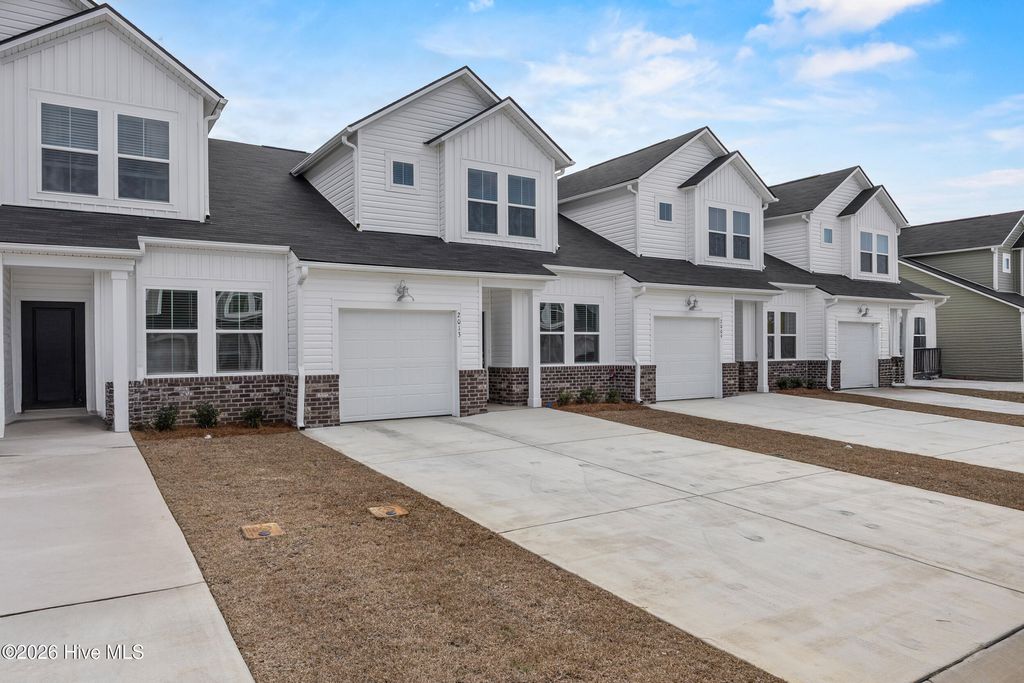 Photo of 2013 Wild Indigo Circle NW, Calabash, NC 28467 (MLS # 100554337)