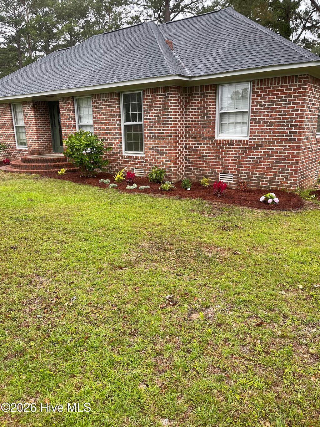 Photo of 209 Shoreline Drive, New Bern, NC 28562 (MLS # 100561803)