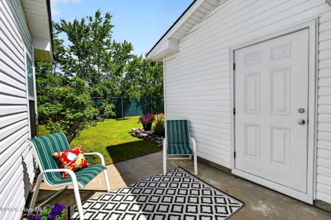 Tiny photo for 3007 Lauren Place Drive #Apt 104, Wilmington, NC 28405 (MLS # 100576171)