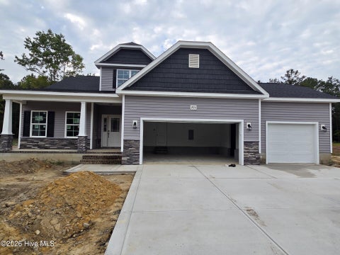 Homes For Sale - 2920 Loch Court<br/> Pitt County, Grimesland, NC 27837