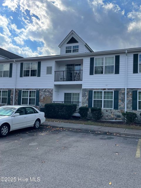 Condo For Sale - 530 Little River Farm Boulevard #105 D<br/> Carthage, NC 28327