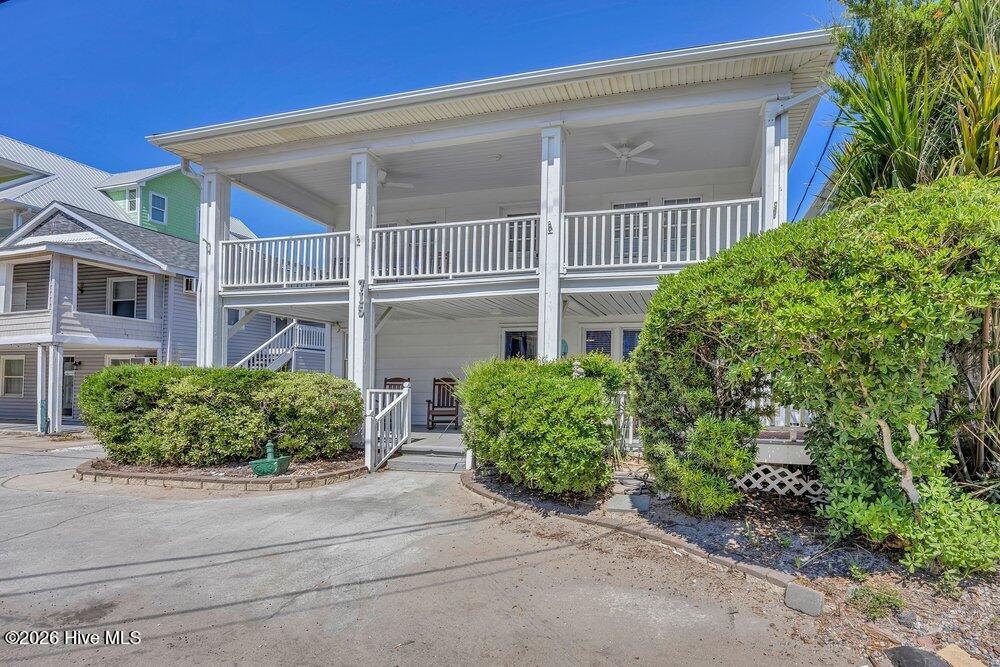 715 Carolina Beach Avenue N