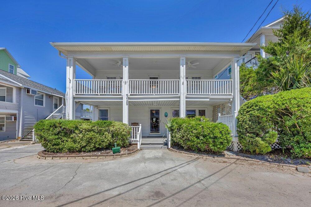 715 Carolina Beach Avenue N