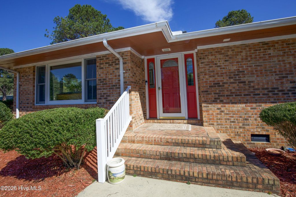 Photo of 100 Oak Hills Road, Pinehurst, NC 28374 (MLS # 100562841)