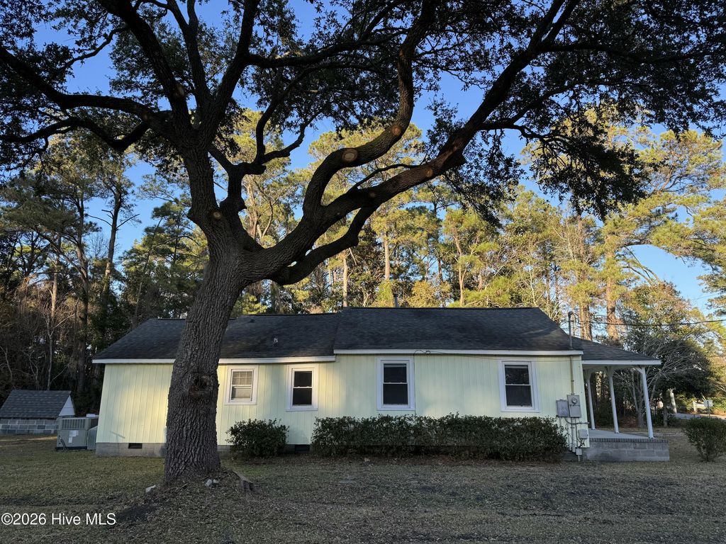 Photo of 5324 Masonboro Loop Road, Wilmington, NC 28409 (MLS # 100555993)