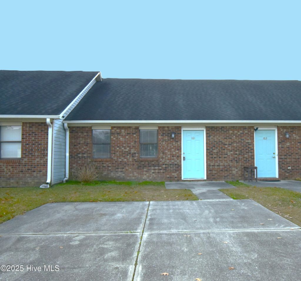 Photo of 161 Marlene Drive, Jacksonville, NC 28546 (MLS # 100544474)