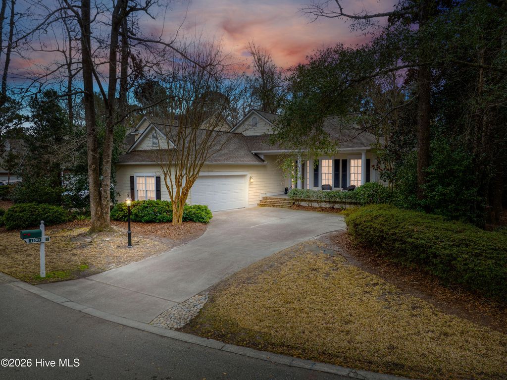 Photo of 1100 Congressional Lane, Wilmington, NC 28411 (MLS # 100552027)