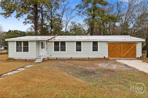 Property photo of 502 e cregor street, bloomingdale, GA 31302