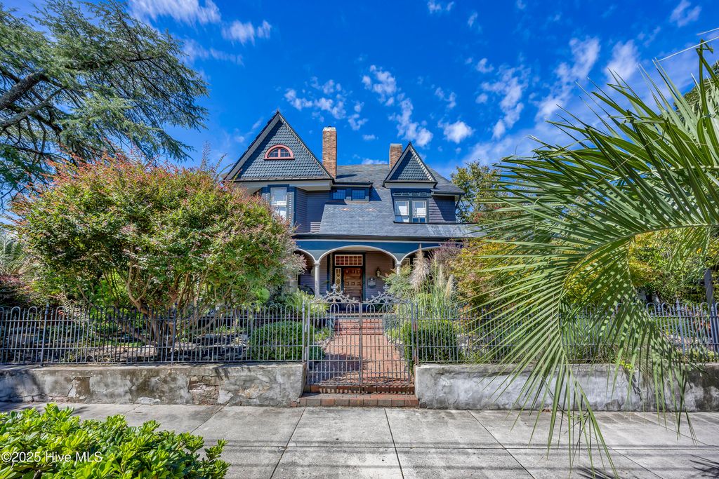 Photo of 118 S 4th Street, Wilmington, NC 28401 (MLS # 100531390)