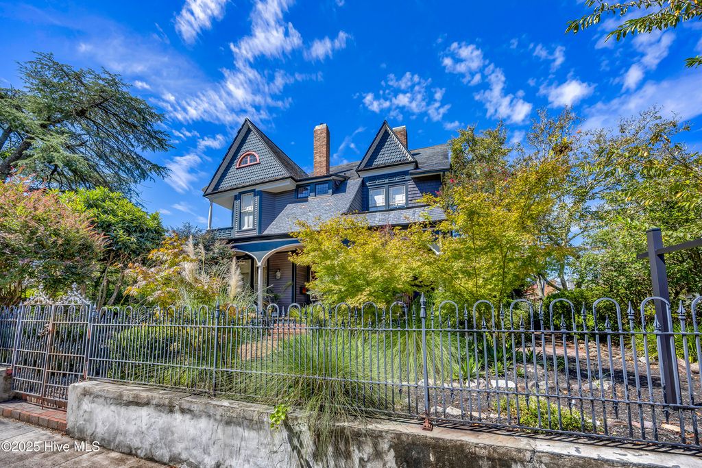 Photo of 118 S 4th Street, Wilmington, NC 28401 (MLS # 100531390)