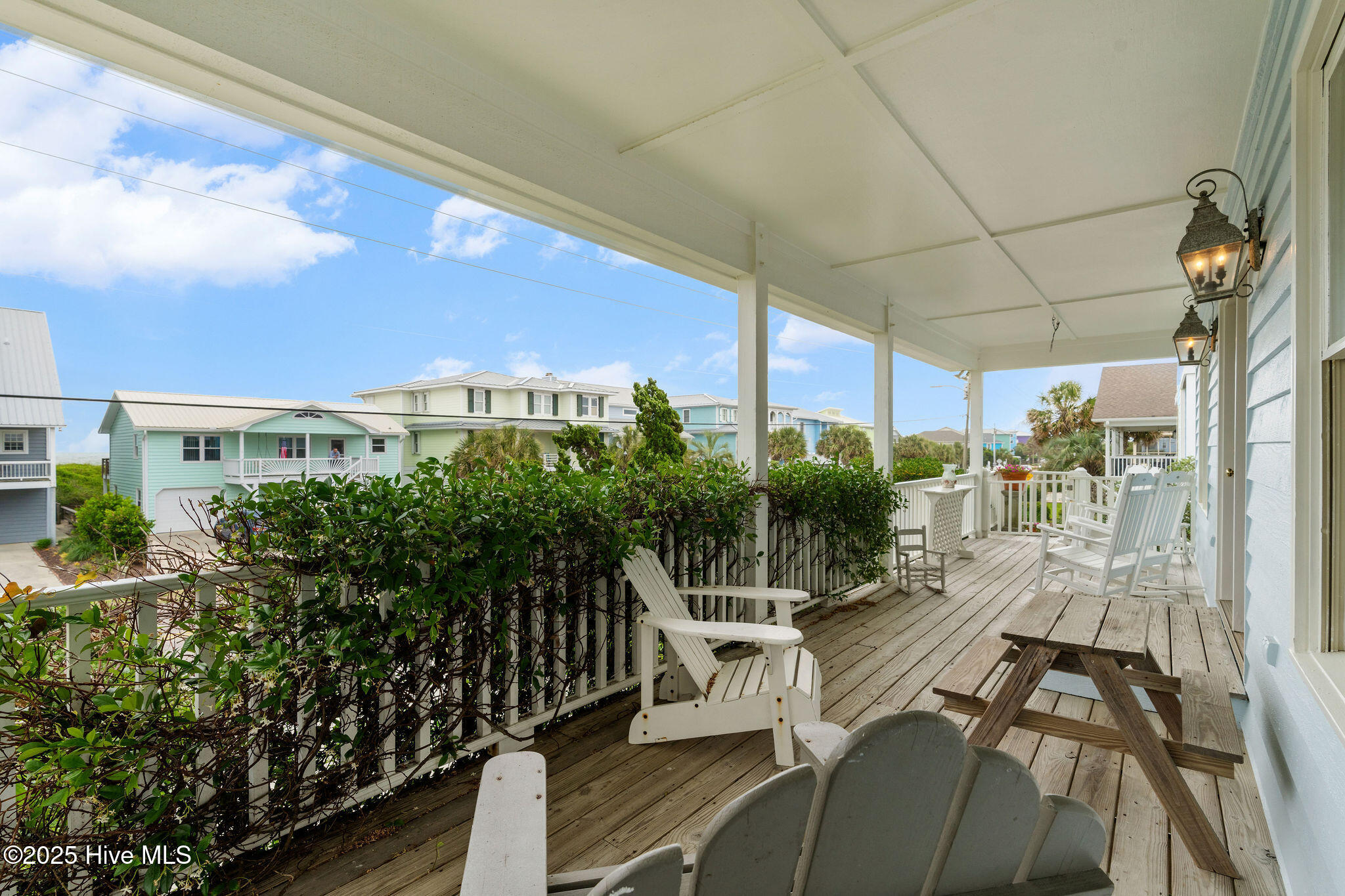 737 Fort Fisher Boulevard N