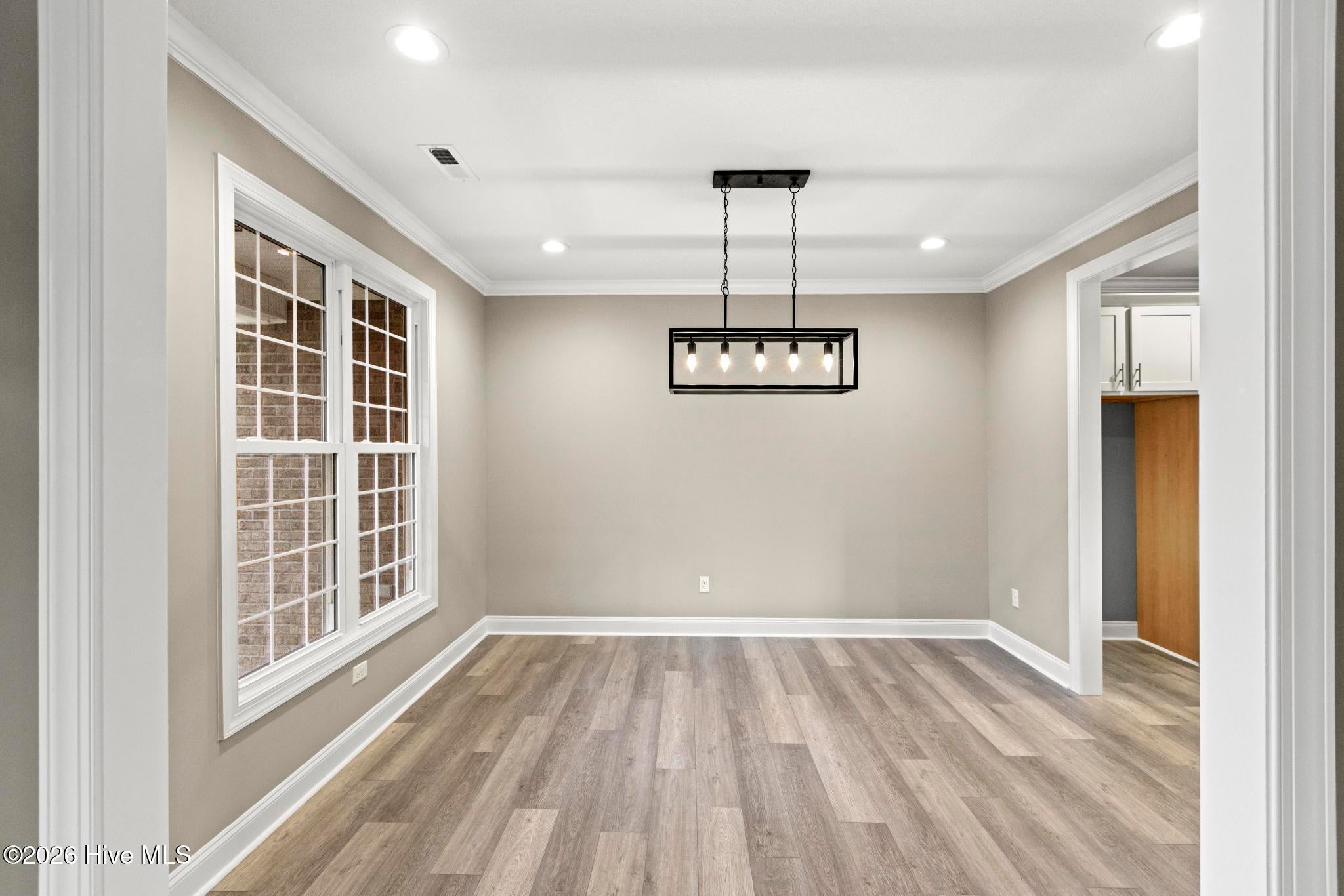 403 King Richard Court