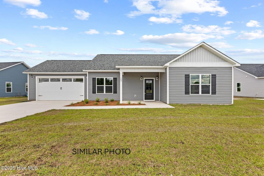 Photo of 414 Wade Drive, Richlands, NC 28574 (MLS # 100515081)