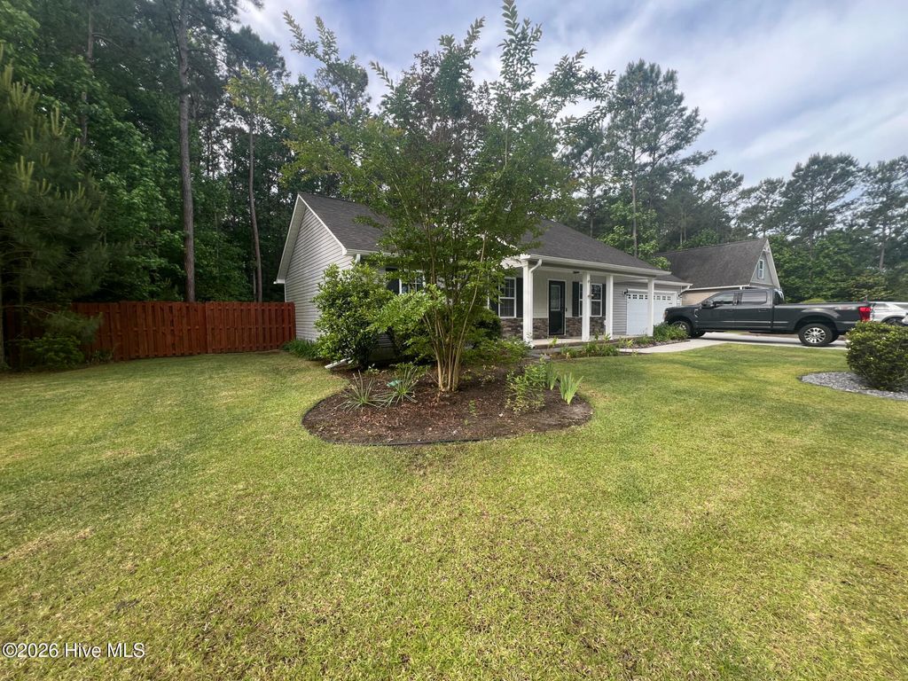 Photo of 864 Old Folkstone Road, Sneads Ferry, NC 28460 (MLS # 100573442)